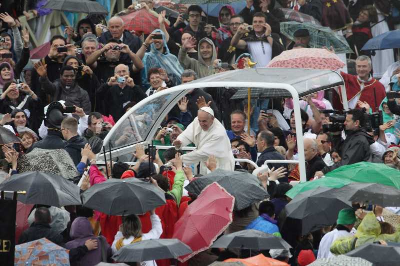 Pope Francis Leads Confraternitis Mass 