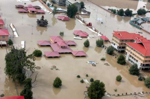 An aerial view of flood affected areas of Srinagar taken from an IAF helicopter