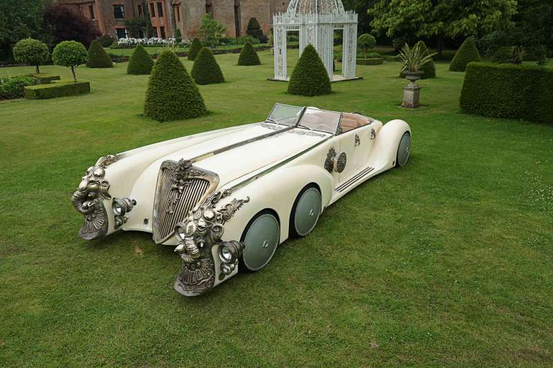 Captain Nemo's six-wheeled Ganesha car 