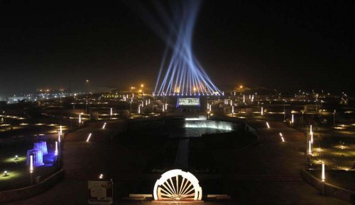 Mahatma Mandir ready to host Pravasi Bhartiya Diwas and Vibrant Gujarat Summit in Gandhinagar on Jan 5, 2014.