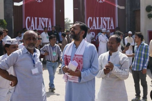 AAP dissident leader Yogendra Yadav at the entrance of the resort where AAP`s National Executive meeting took place in New Delhi on March 28, 2015.