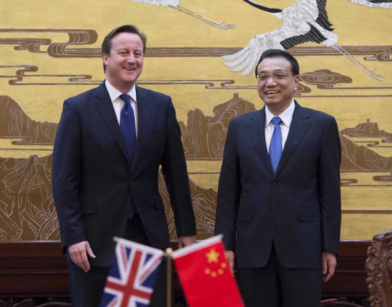 - Chinese Premier Li Keqiang (R) and British Prime Minister David Cameron 