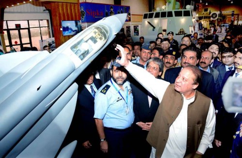  Pakistani Prime Minister Nawaz Sharif visiting a stall during the 8th International Defense Exhibition and Seminar (IDEAS) at Expo Center in Karachi, Pakistan, Dec. 1, 2014. The IDEAS 2014 is an exhibition of defense equipments and weapons of 232 defense companies from across the world.