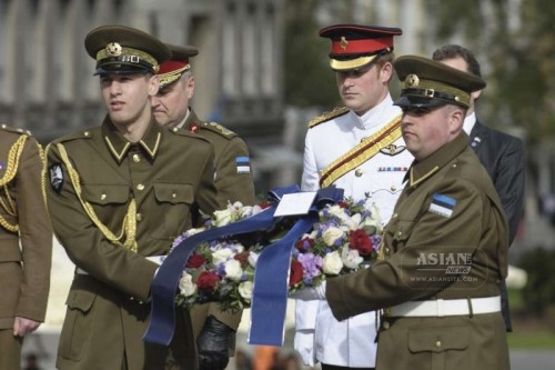 Britain's Prince Harry is ready to place a wreath at the monument to the War of Independence in central Tallinn, the capital city of Estonia, May 16, 2014, the first day of his two-day visit to Estonia