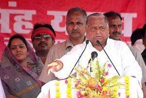  Mulayam Singh Yadav 