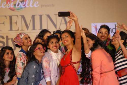 Actress Mugdha Godse poses for a selfie during Femina Style Diva 2014 in Pune, on Sept. 17, 2014. (Photo: IANS)