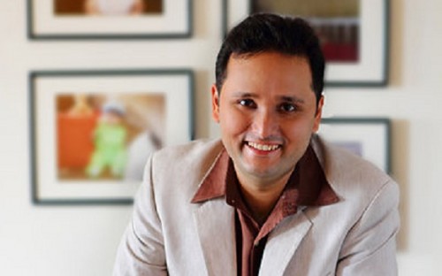 Author Amish Tripathi