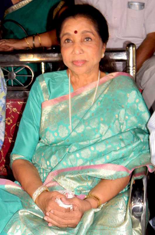 Bollywood singer Asha Bhosle