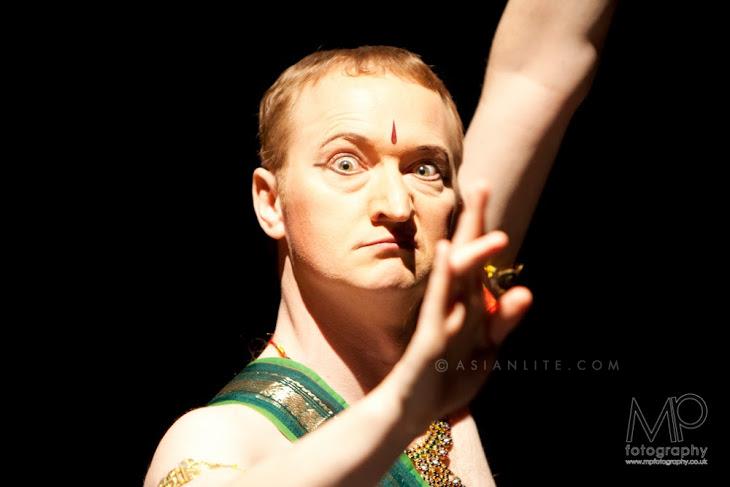 Prof. Jon Whittle will deliver a full length solo performance of the Indian classical dance, Kuchipudi. This is the first ever time that the North West will see a Western male dancer performing in this style