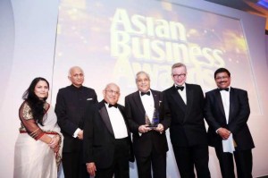 (L to R) Ms Priti Patel MP, H.E Ranjan Mathai, High Commissioner of India, Mr Ramniklal Solanki CBE, Editor in Chief of Garavi Gujarat and the founder of the Awards, The Rt. Hon Michael Gove MP, Secretary of State for Education, Mr T Ramachandran , CEO & Managing Director of Bristol Laboratories Ltd, Sponsor of the Award.