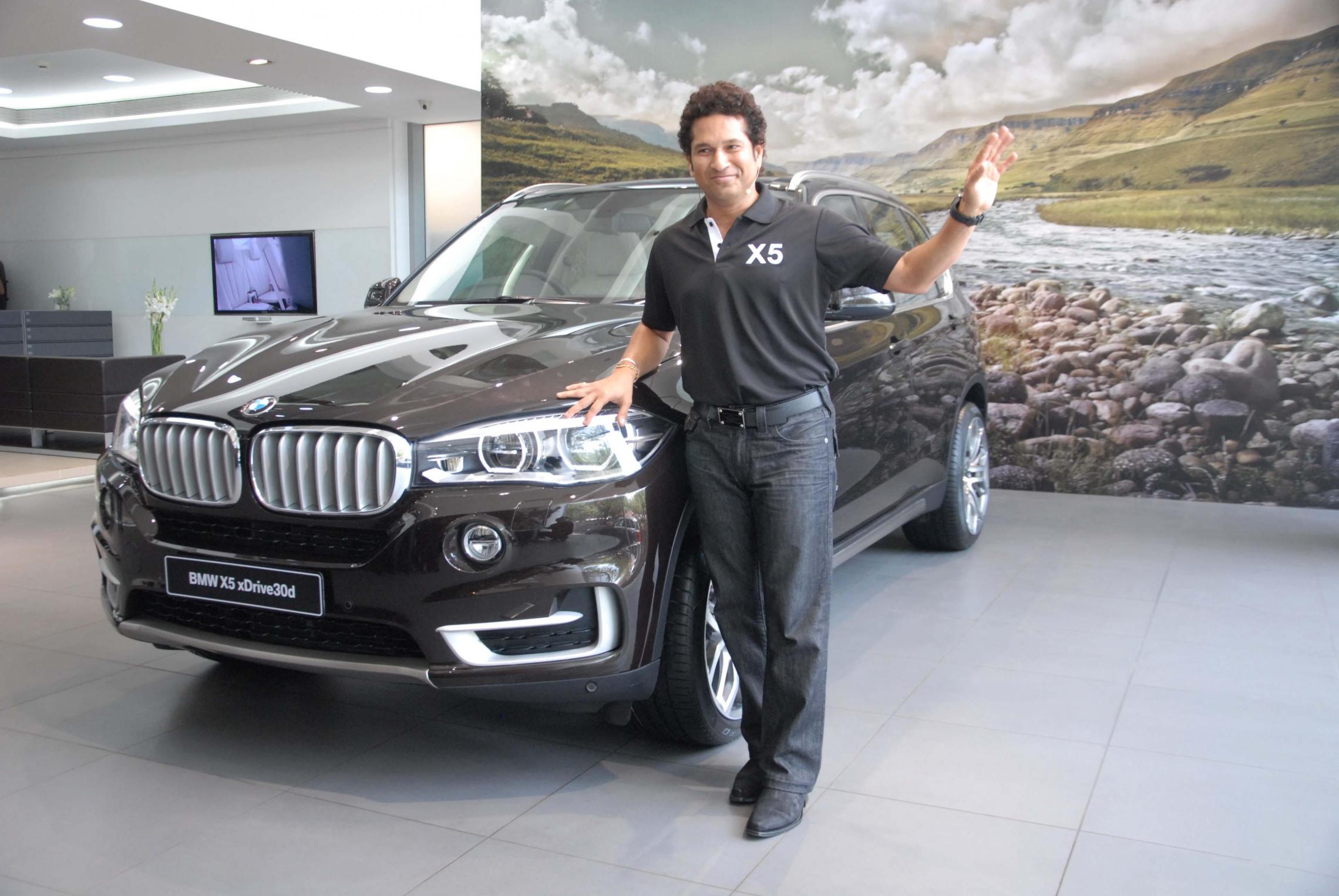 Cricket legend Sachin Tendulkar launches BMW X5 