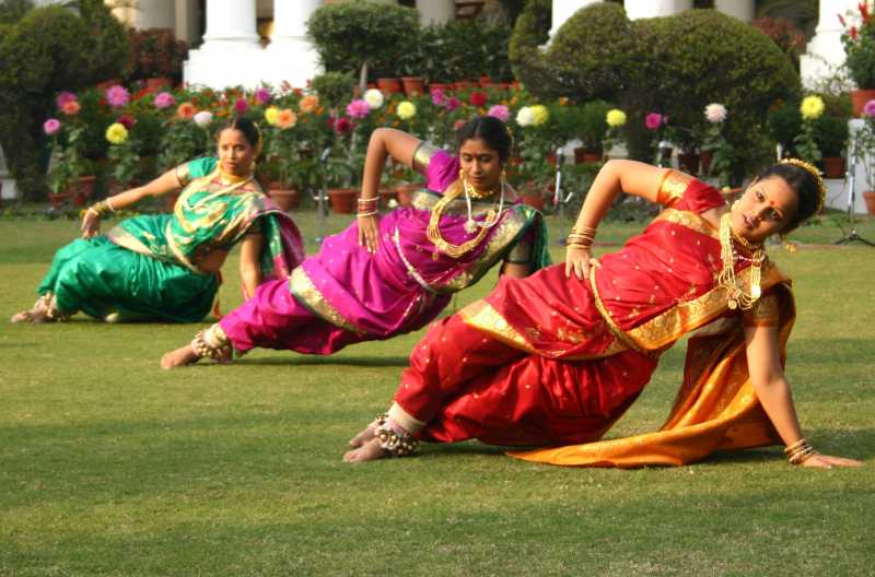 Women Dancers