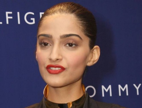  Sonam Kapoor 