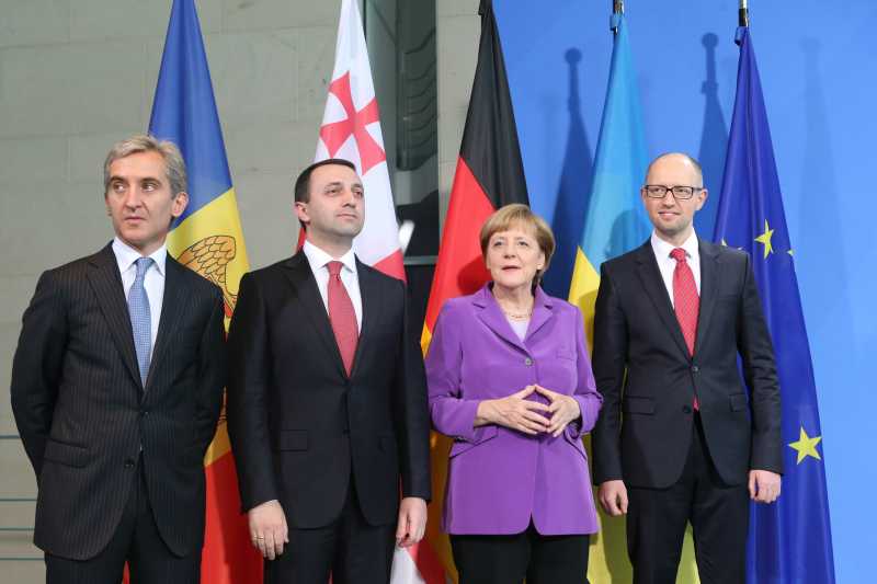 Moldovan Prime Minister Iurie Leanca, Georgian Prime Minister Irakli Garibashvili, German Chancellor Angela Merkel and Ukrainian Prime Minister Arseniy Yatsenyuk attend a press conference prior to a dinner and joint talks at the Chancellery in Berlin, Germany (File)