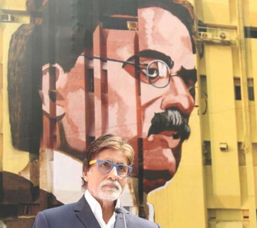 St+art Mumbai Festival presents Mr. Amitabh Bachchan at the unveiling of the mural of Dadasaheb Phalke.