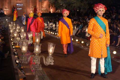 Models showcase creations of fashion designer Rohit Bal at Wills Lifestyle India Fashion Week Summer-Spring, 2015 in New Delhi, on Oct.12, 2014. (Photo: Amlan Paliwal/IANS)