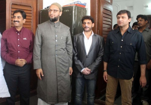 Hyderabad: Maharashtra MIM legislators Imtiaz Jaleel and Waris Yusuf Pathan call on party chief Asaduddin Owaisi in Hyderabad