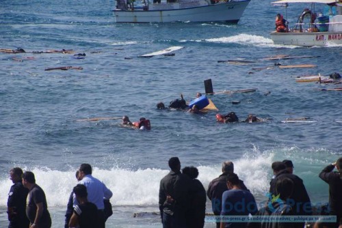 Rescue operations are carried out on Rhodes island, Greece, April 20, 2015. A vessel carrying approximately 200 irregular migrants sank off the coasts of Rhodes island in southeastern Aegean Sea on Monday, local authorities said.