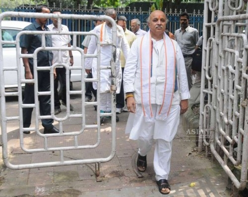 International working president of Vishva Hindu Parishad Pravin Togadia arrived at the Kolkata Press club in Kolkata