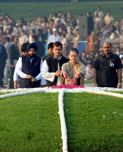  Congress chief Sonia Gandhi pays tribute to Pandit Jawaharlal Nehru - the first prime minister of India - on his 125th birth anniversary at Shantivan in New Delhi, on Nov 14, 2014. Also seen Congress vice-president Rahul Gandhi and Delhi Congress chief Arvinder Singh Lovely. 