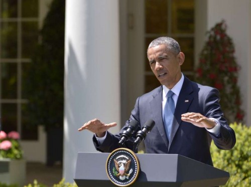 U.S. President Barack Obama speaks during a joint news conference with Japanese Prime Minister Shinzo Abe(not seen) in the White House in Washington D.C., the United States, April 28, 2015. U.S. President Barack Obama said on Tuesday there is no excuse for that kind of violence that occurred in Baltimore, the largest city of U.S. State of Maryland, in the past days. 