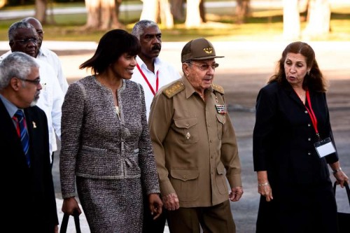 Cuban President Raul Castro and Jamaican Prime Minister Portia Simpson-Miller attend a ceremony marking the 118th anniversary of the fall in combat of General Antonio Maceo and his assistant Panchito Gomez Toro, in Havana, capital of Cuba, Dec 7, 2014. Cuban President Raul Castro and visiting Jamaican Prime Minister Portia Simpson-Mille attended the ceremony.