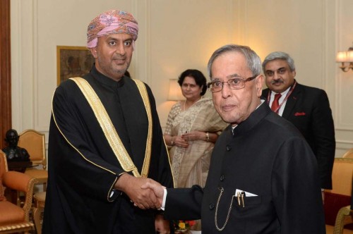 Commerce and Industry Minister of Oman, HE Dr. Ali Bin Masoud Al Sunaidy calls on President Pranab Mukherjee at Rashtrapati Bhavan in New Delhi