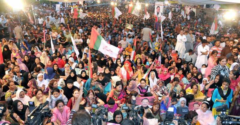 MQM supporters celebrate Hussain's release in Karachi