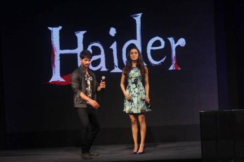 Actors Shahid Kapoor and Shraddha Kapoor during the song launch of EK Aur Bismil from the film Haider, in Mumbai, on September 19, 2014. (Photo: IANS)