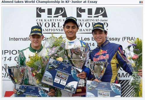 Enaam Ahmed (middle) at the victory stand 