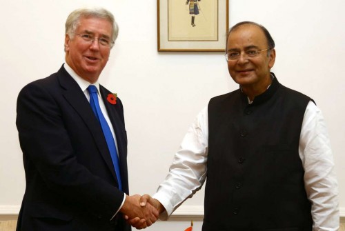 The Secretary of State for Defence, United Kingdom, Mr. Michael Fallon calling on the Union Minister for Finance, Corporate Affairs and Defence, Shri Arun Jaitley, in New Delhi on October 30, 2014.