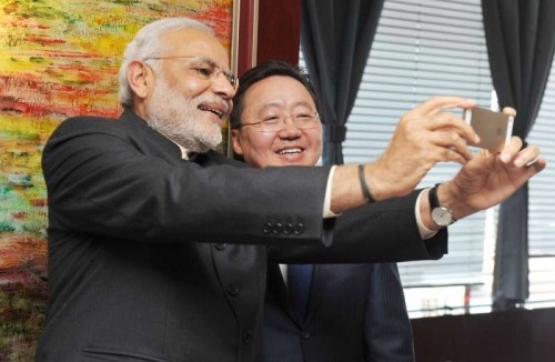 The Prime Minister, Shri Narendra Modi and the President of Mongolia, Mr. Tsakhiagiin Elbegdorj taking a selfie, in Mongolia on May 17, 2015.