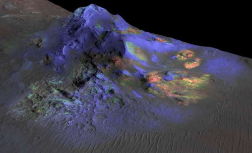 Researchers have found deposits of impact glass (in green) preserved in Martian craters. (Photo: courtesy, NASA/JPL-Caltech)