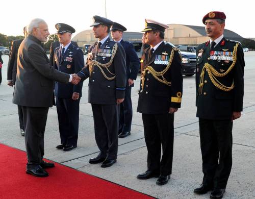 The Prime Minister, Shri Narendra Modi being seen off by the Protocol Officials on his departure from Washington DC on September 30, 2014.