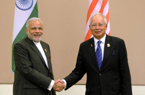 The Prime Minister, Shri Narendra Modi meeting the Prime Minister of Malaysia, Mr. Najib Razak, at Nay Pyi Taw, Myanmar on November 12, 2014.