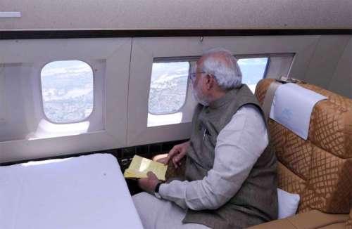 The Prime Minister, Shri Narendra Modi taking the aerial view of the situation of flood affected areas, in Jammu and Kashmir 