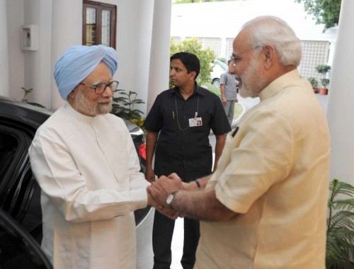 The former Prime Minister, Dr. Manmohan Singh calling on the Prime Minister, Shri Narendra Modi, in New Delhi on May 27, 2015.