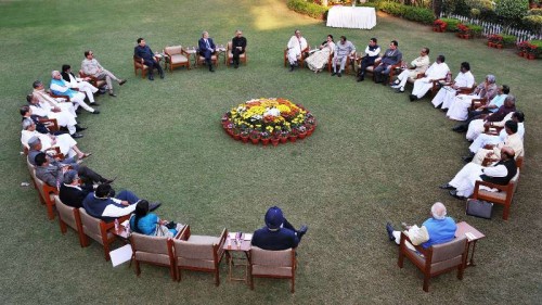 The Prime Minister, Shri Narendra Modi with the CMs at the Retreat at Race Course Road, following the meeting with the CMs on replacing Planning Commission, in New Delhi on December 07, 2014.