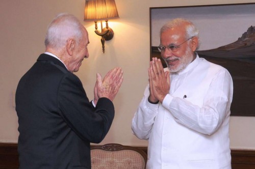 The former President of Israel, Mr. Shimon Peres calls on the Prime Minister, Shri Narendra Modi, in New Delhi on November 06, 2014.