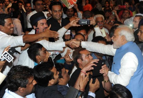 The Prime Minister, Shri Narendra Modi interacting with the people after his address at the Community Reception, at Allphones Arena, in Sydney, Australia on November 17, 2014.