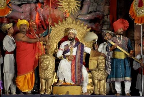 London will soon see the exuberant stage show displaying Indian king Shivaji’s greatness and valour in the play ‘Jaanta Raja’ at SSE Wembley Arena on 20 and 21 June